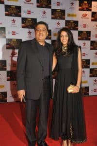 Ronnie Screwvala With His Daughter Pic